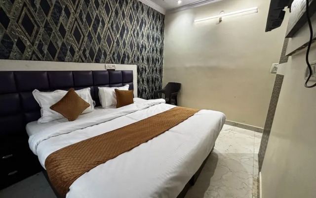 Hotel Akash Continental