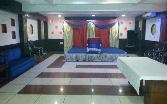 STARiHOTELS Meerut