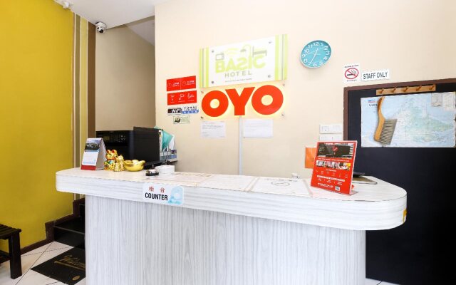 Basic Hotel