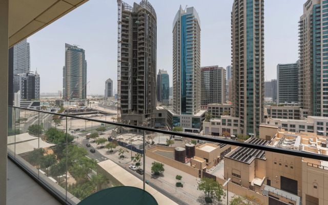 Burj Royale Downtown