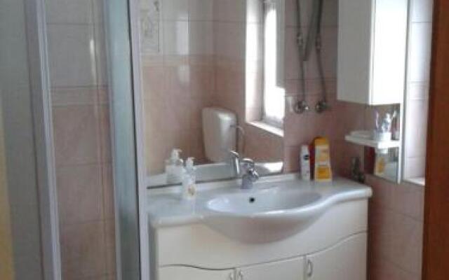 Apartmani Mira