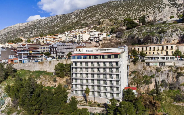 V Hotel Delphi
