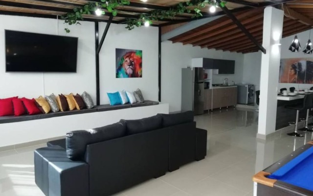 Penthouse 3rd Floor Lleras