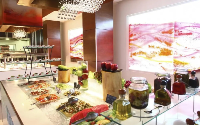 1BDSandos Cancun Beachfront&LuxuryResort