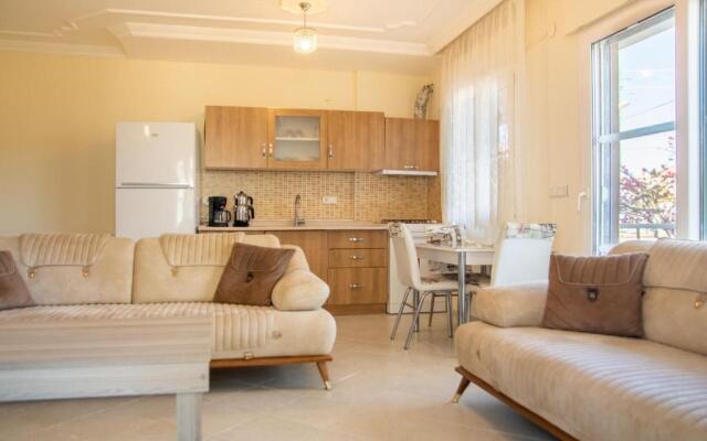 Lovely Flat With Balcony in Cesme Close to Sea