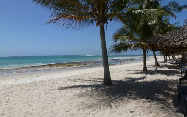 Almanara Luxury Resort