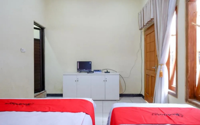 RedDoorz near Desa Wisata Tambi Dieng