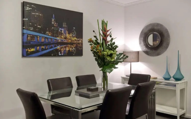 StayCentral Serviced Apartments - Southbank