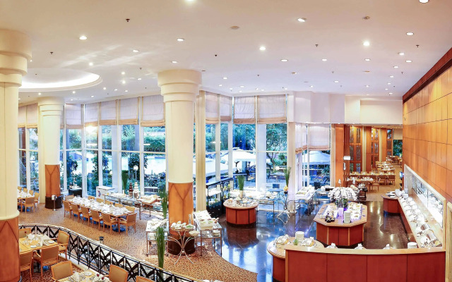 Lotte Hotel Saigon