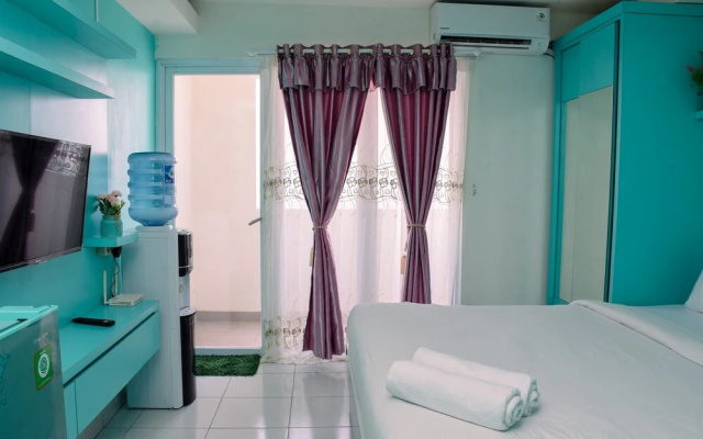 Brand New and Stylist Studio Room at Amethyst Apartment by Travelio – Guest Rooms – Jakarta