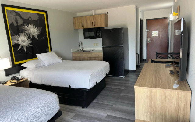 Super 8 by Wyndham Alexandria LA