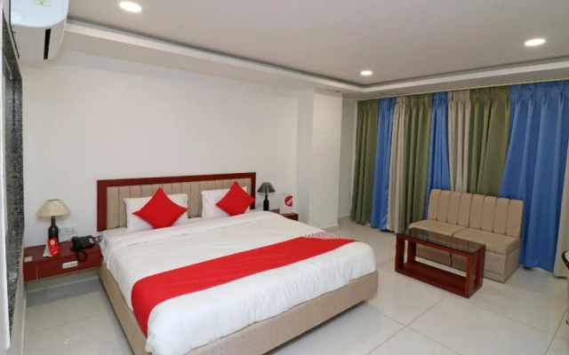 Slk Nimbus Arcade By OYO Rooms