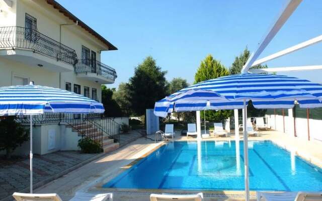 Infinity Yaniklar Villa