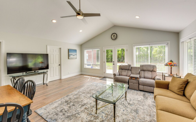 Charming Bluffton Vacation Home w/ Yard!