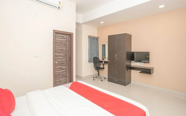 Maple Tree By OYO Rooms