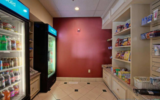 Hilton Garden Inn Overland Park