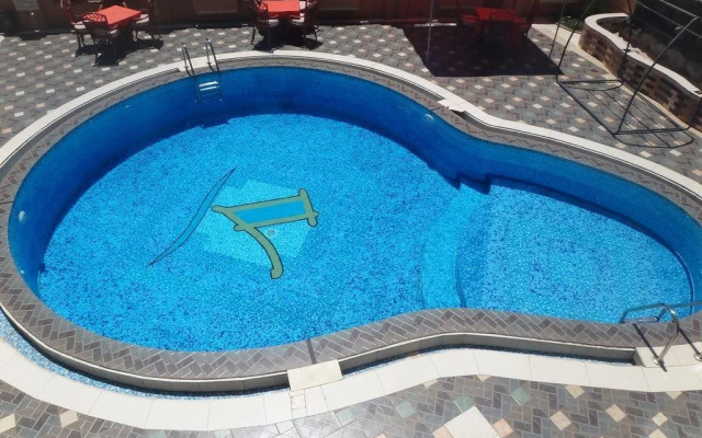 Victoria Palace Hotel