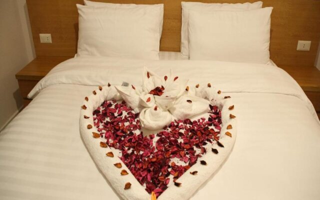 Big Ben Hotel Suites