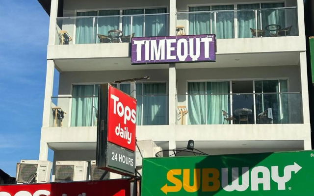 Time Out Hotel Beach Front