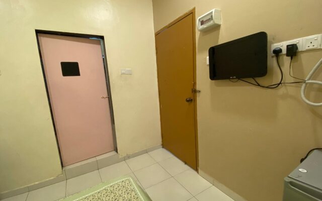 OYO 89807 My Budget Home