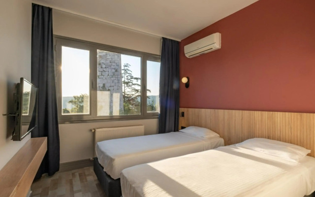 Kilya Hotel