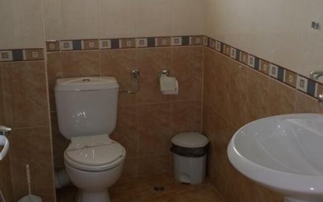 Elinor Guest House