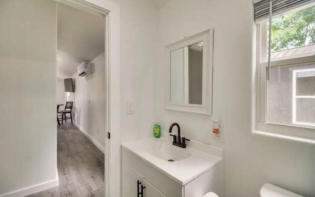 Walk to Lake: Cozy Grove Cabin w/ Fire Pit