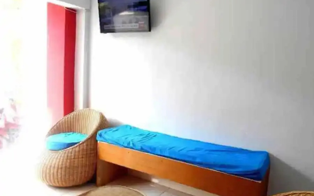 RedDoorz At Kerobokan Seminyak 2