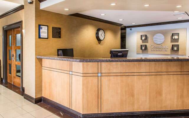 Comfort Inn & Suites Meriden East