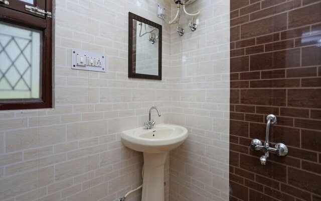 OYO 10855 Home 1BHK Villa Bhimtal