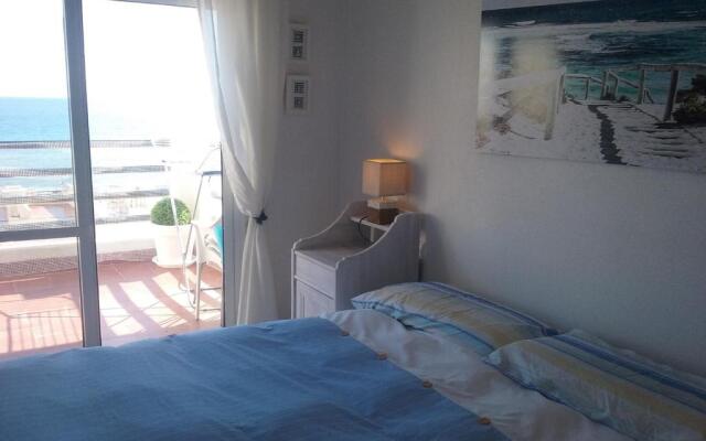 Apartamento Junto Al Mar En La Costa De Almeria