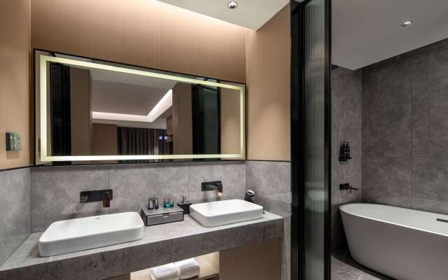 Ramada Encore By Wyndham Enshi