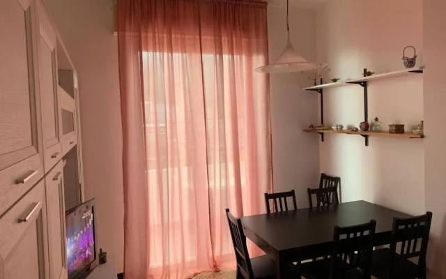 Casa Bianca 6 - confortevole in centro a Moneglia