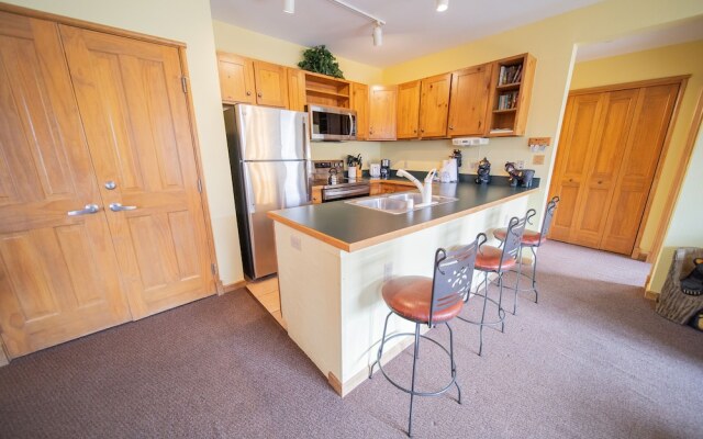 Black Bear 8035 by SummitCove Vacation Lodging