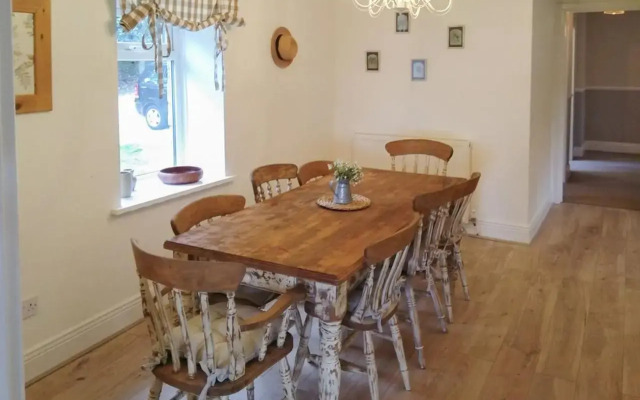 Springhouse Country Park