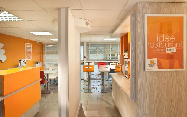 Première Classe Versailles - St Cyr l'Ecole