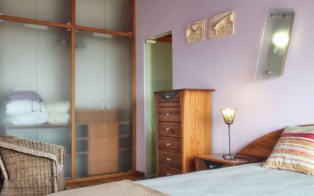 ALTIDO Attractive 1BR Apt w/terrace &river view, nearby Santa Apolonia train station