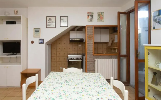 N66 - Numana, Trilocale in Centro Con Giardino