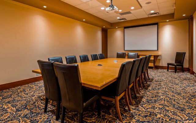 Best Western Plus Barclay Hotel