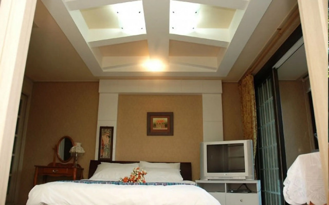 Yangyang Sea Garden Pension