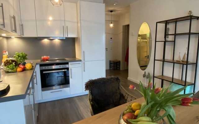 Holiday Apartment Beach54\"damp