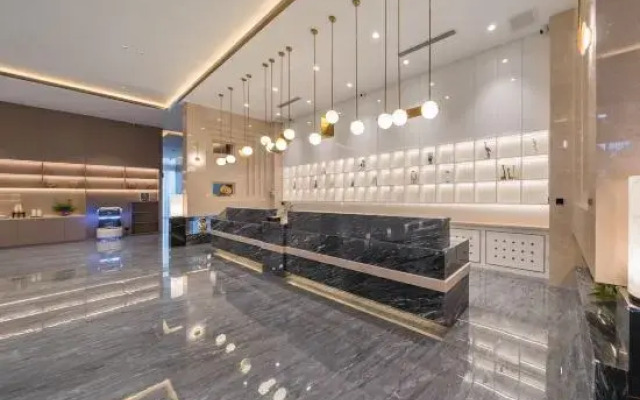 Starway Hotel (Zhangye West Railway Station District Government)