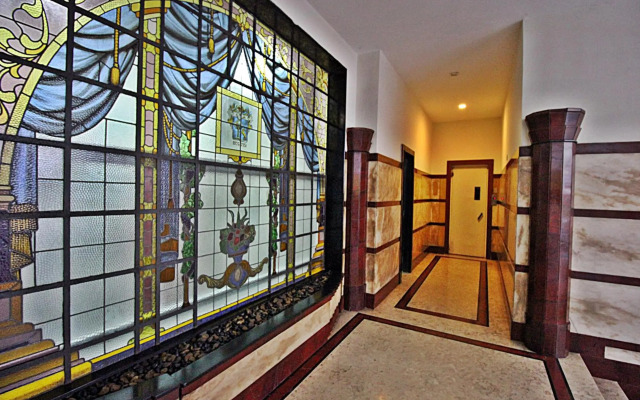 Rio Spot Homes Varanda U022A