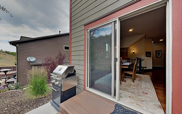 999wabig 4 Bedroom Home