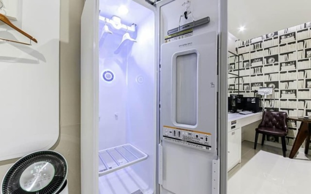 Hanam 1st Business Hotel