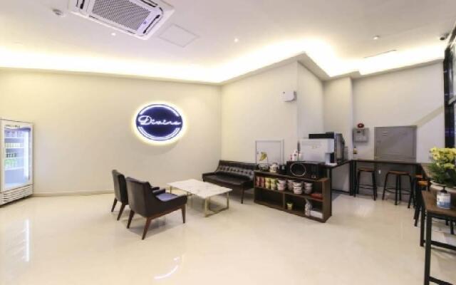 Gwangju Divine Hotel