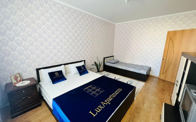 Lux Apartments в переулке Речной