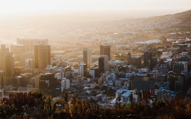Open-plan 1 Bedroom Apartment In Green Point