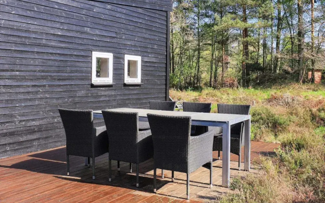 10 Person Holiday Home in Hadsund