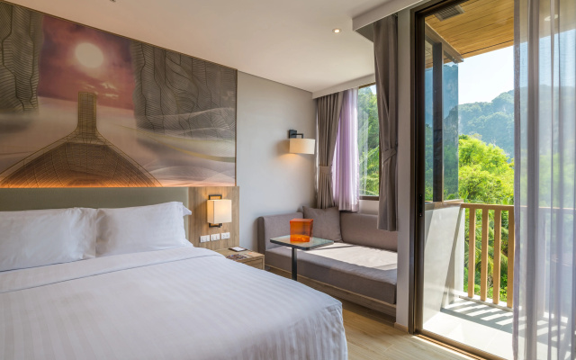 Holiday Inn Resort Krabi Ao Nang Beach by IHG